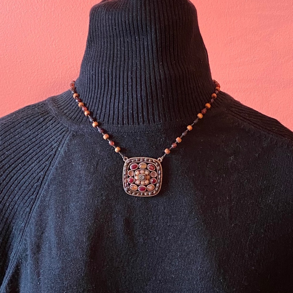 90s beaded square medallion brown necklace